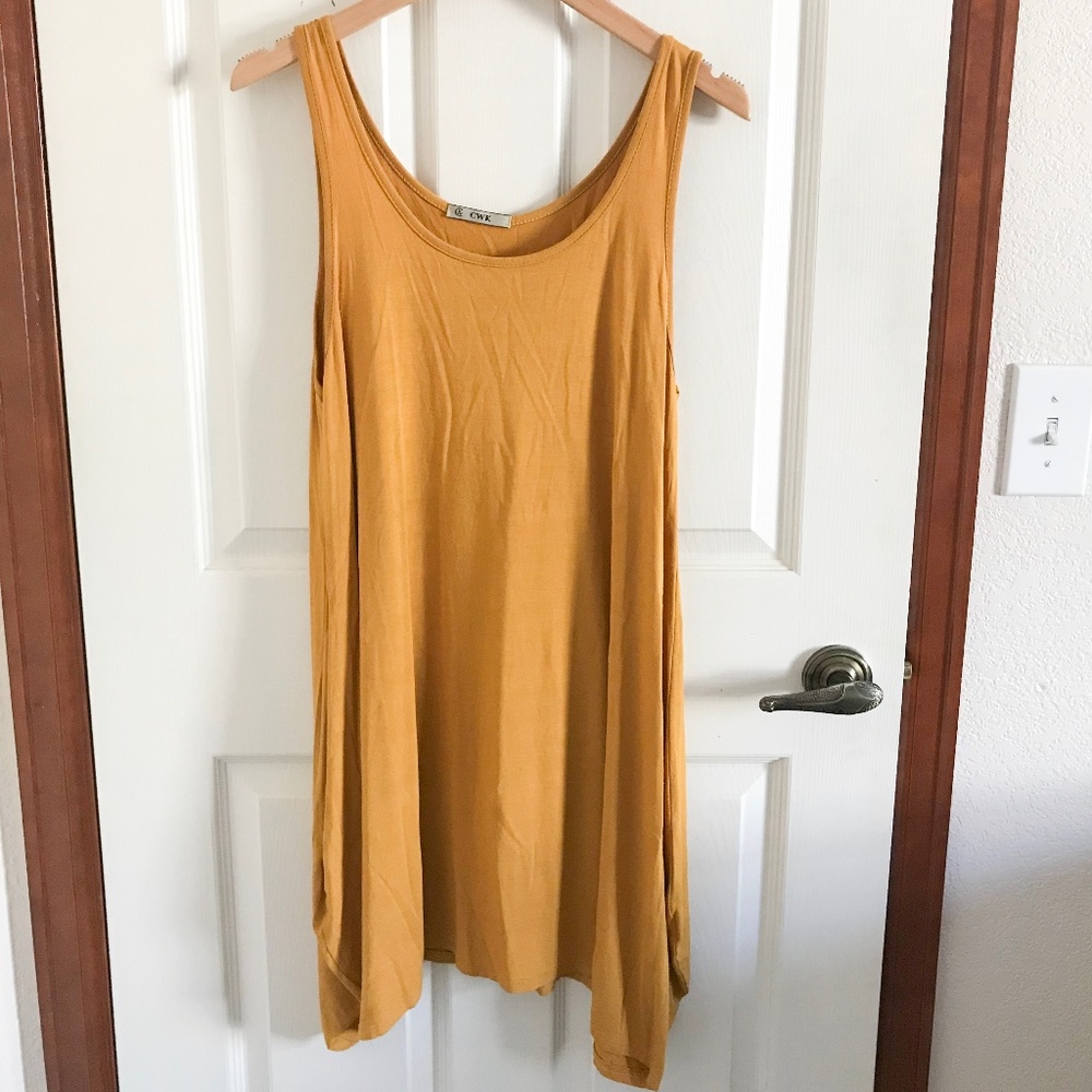 Yellow/gold/orange dress